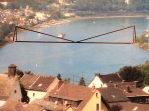 Bild und Zeichnung von Gerhard Meickl